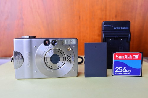 Canon ixy digital - ixy, 200