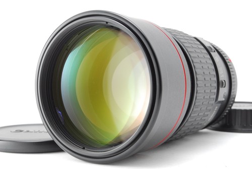 Almost mint canon - ef, 200mm